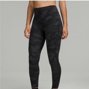 Lululemon Base Pace high-rise running tight 25”